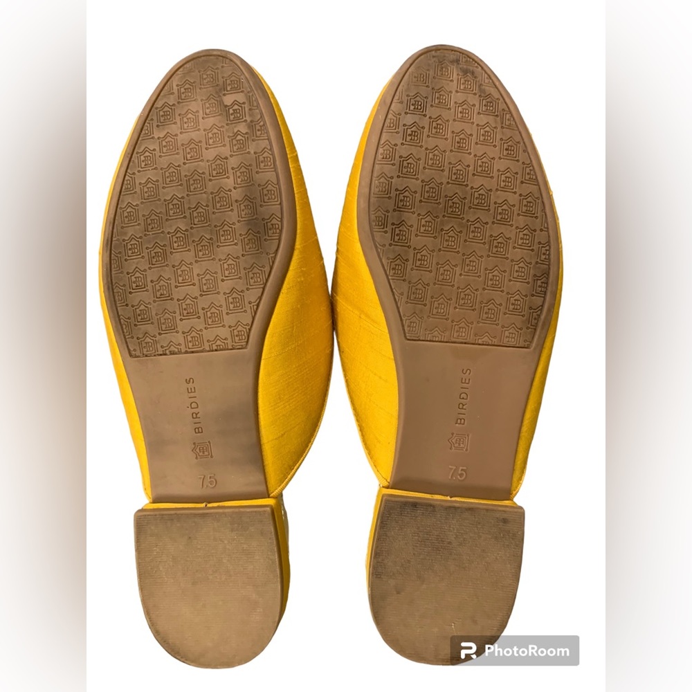 Birdies Yellow Satin Slide in size 7.5 - Picture 5 of 8